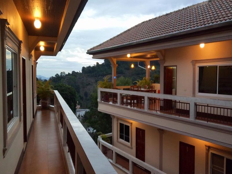 Hotel Happy House At Maesalong Chiang Rai Esterno foto